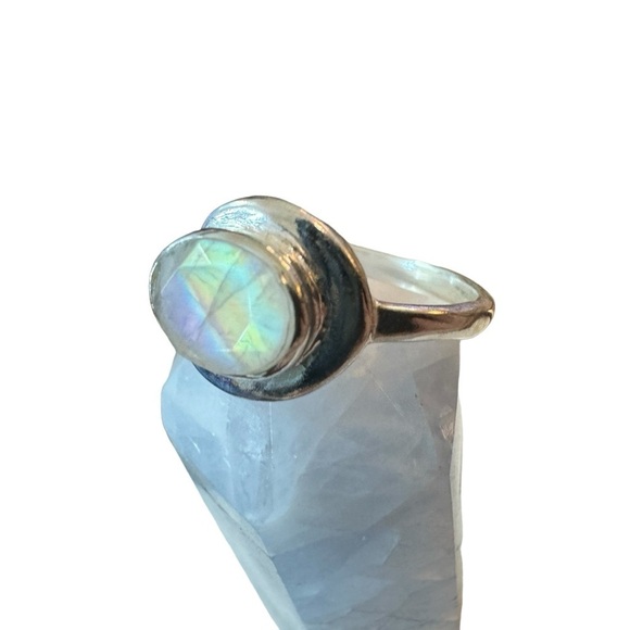 Natural Rainbow Moonstone Sterling Silver Ring - 7.5 - Picture 3 of 11